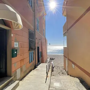 https://welcome-varigotti-borgo-saraceno-tramontana.hotelitalianriviera.com
